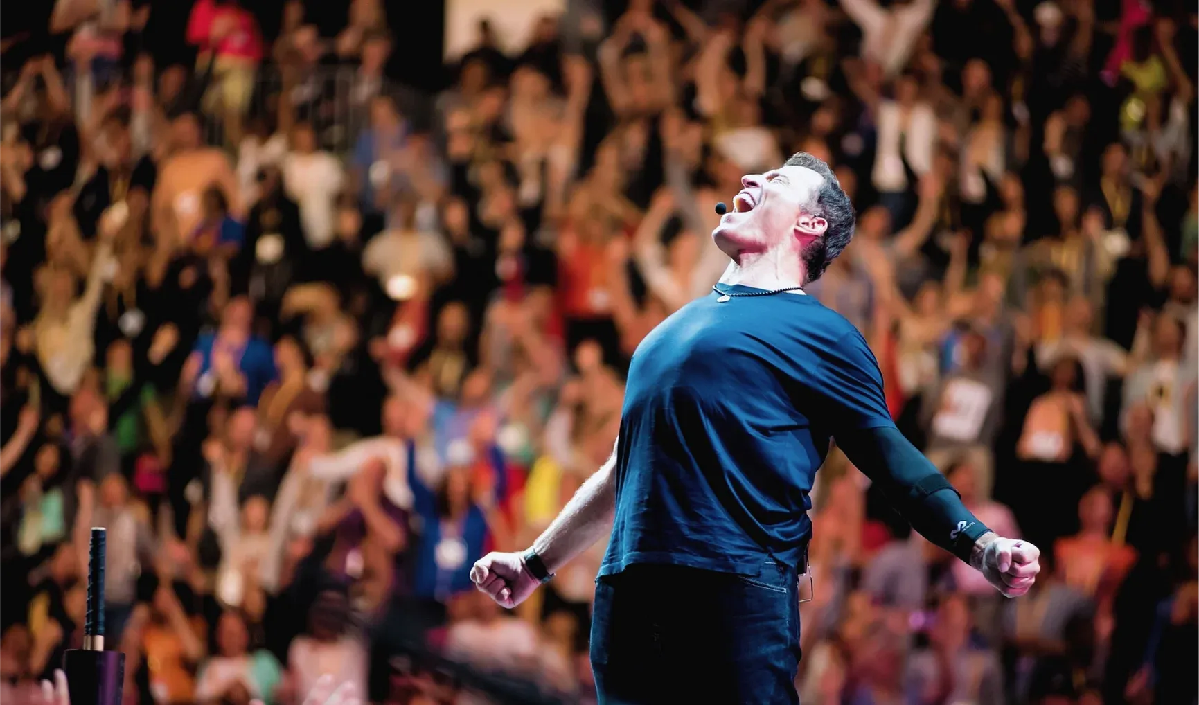 Tony Robbins Screaming