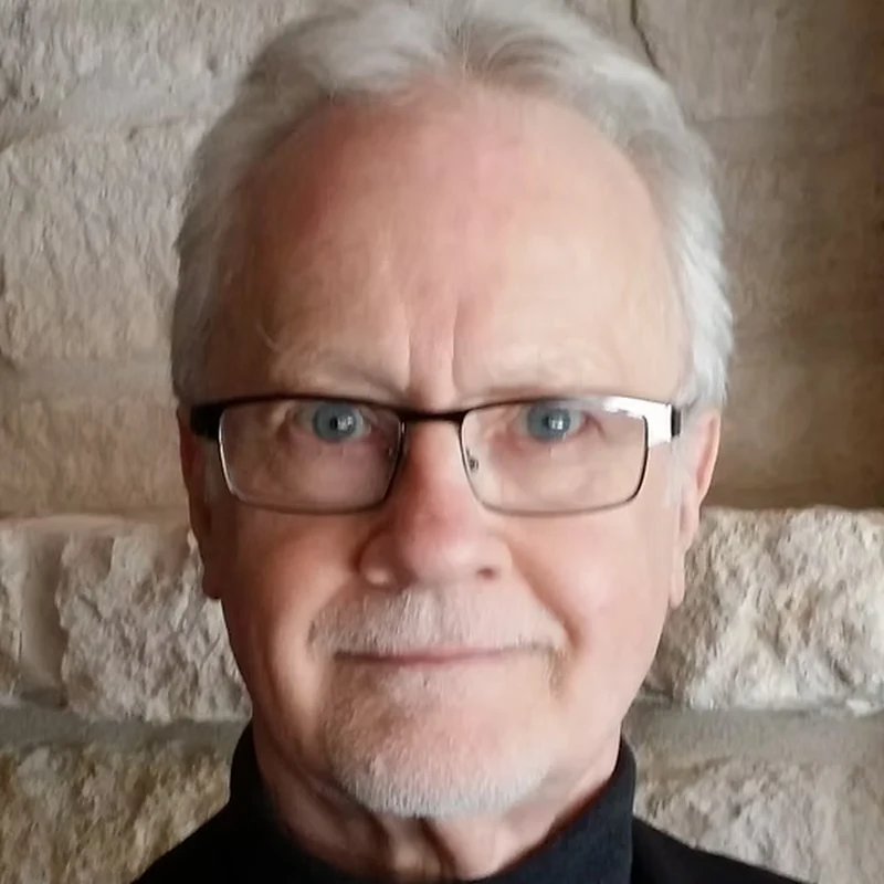 Dr. Blake Holloway